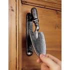 846092067374 Design Toscano Gardening Spade Iron Door Knocker