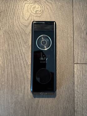 T8213 Eufy Video Doorbell