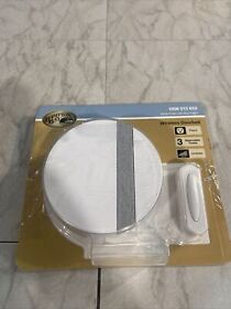 1006013652 Hampton Bay Wireless White Plug-in Door Bell Kit