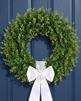 Pl010 Plamyi 26 Inch Boxwood Wreath For Front Door Weatherproof And Fade-resistant Outdoor Gree