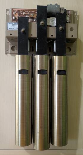 8535 Rittenhouse Artolier Lighting And Sound Model C Door Chimes Inch Traditional Bev