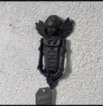 Esschert Design Cast Iron Door Knocker Cherub. Fixed Price $10.00.