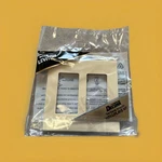 Leviton 80309-I Ivory 2-GANG Decora/decorator Screwless 10 Units. Fixed Price $57.95.