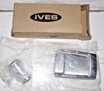 Ives Door Knocker, With Viewer Brushed Chrome New. Fixed Price $7.99.