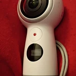 Samsung Gear 360 Vr Camera 15MP Wi-fi Bluetooth Micro-usb White/gray. Fixed Price $40.00.