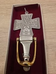 Door Knocker Pewter & Brass Cross 6 1/4" By H.j. Sherman. Fixed Price $10.35.