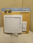 Hampton Bay Wireless 3 Melodies Doorbell Plugin Base Battery Push Button 100'. Fixed Price $10.99.