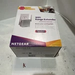 Netgear AC750 EX3700-100NAS Wireless Dual Band Range Extender. Fixed Price $17.10.
