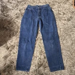 Vintage 90S Lee 305 "relaxed Fit" Mom Jeans. Fixed Price $21.00.
